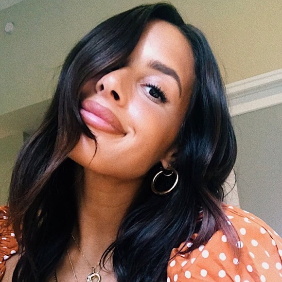 Meet your Posher, Athena - Picture 1 of 1